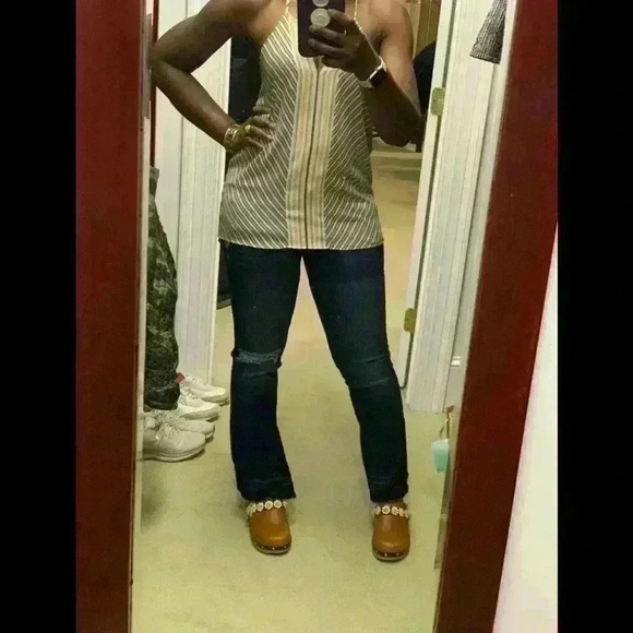 Ann Taylor Loft Sleeveless Top - Picture 7 of 7